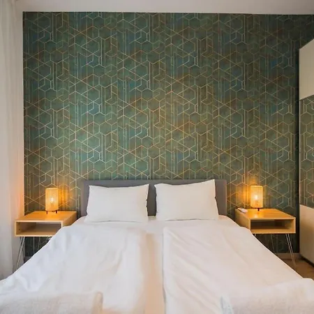 Honved 77 Ii. By Bltn *