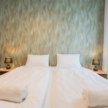 Honved 77 Ii. By Bltn *