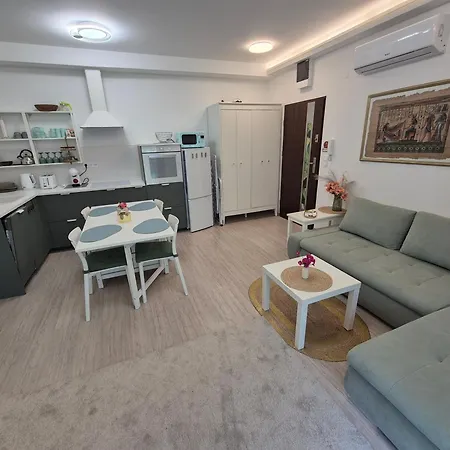 Apartamento Honved 77 Ii. By Bltn Balatonlelle