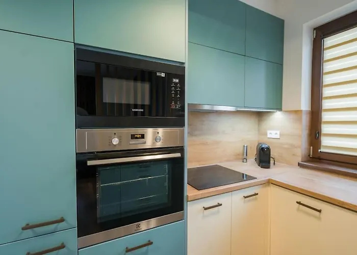 Honved 77 Ii. By Bltn *