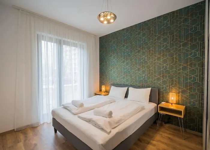 Apartment Honved 77 Ii. By Bltn